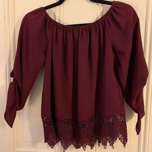 Off shoulder top [Like New]